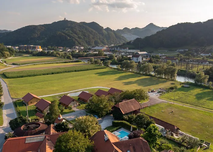 Martinova Izba - Family База отдыха Ласко